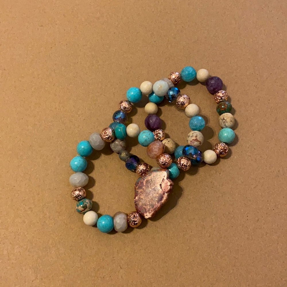 Beaded Bracelets Multi-colored set of 3 - Picture 3 of 3